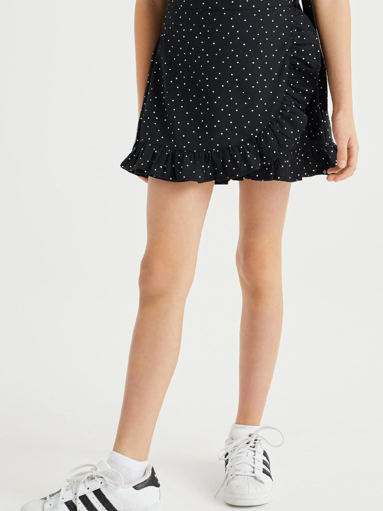 WE FASHION Nederdele Regular Nederdel Børn Sort 3 WE FASHION Nederdele Regular Nederdel Børn Sort - Billede 3