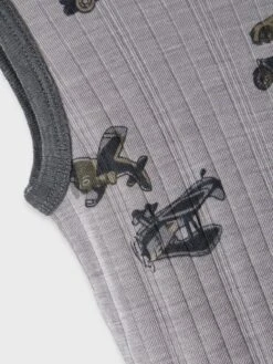 NAME IT Underdele Undertrøje Børn Grå 5 NAME IT Underdele Undertrøje Børn Grå -ChicVerden Salgsbutik 41041af9163e8689b6416a3cc6550b93